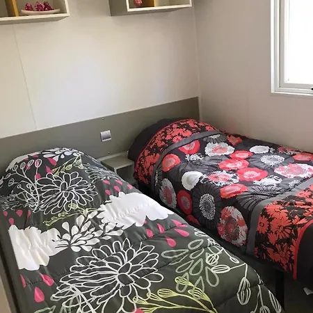 Mobilhome Climatise Huvana Dans 3 Etoiles Camping Agde