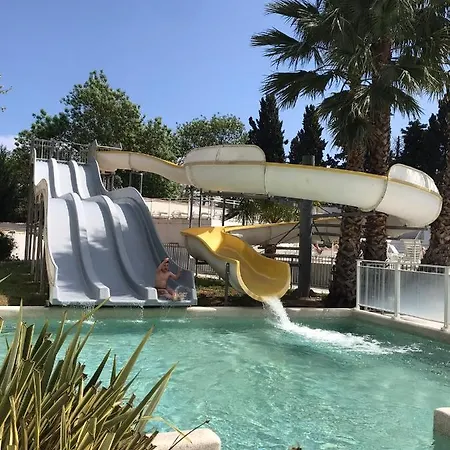 Mobilhome Climatise Huvana Dans 3 Etoiles *