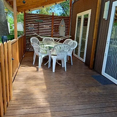 Mobilhome Climatise Huvana Dans 3 Etoiles Camping *